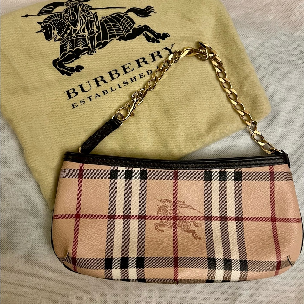 Burberry Haymarket Check Clara Pochette Chocolate